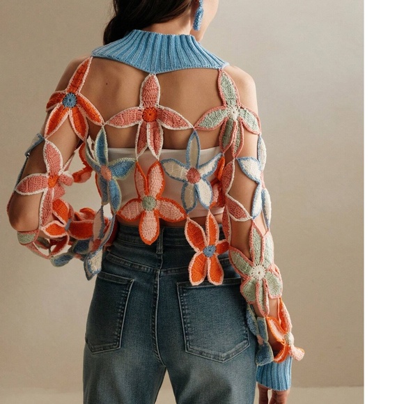 Luxe Floral Embroidered  Loose Fit Long sleeve Top - Picture 7 of 10